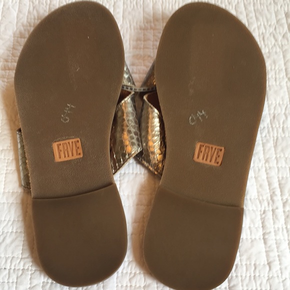 NWOT FRYE Ally slides - Picture 6 of 8